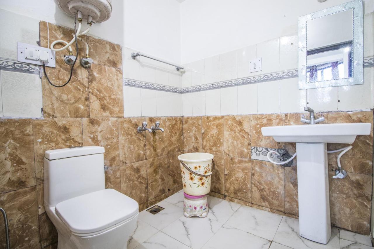 Holiday Plaza Hotel Dalhousie Ngoại thất bức ảnh